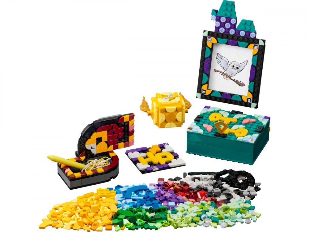 LEGO DOTS DOPLNKY NA STOL - ROKFORT /41811/ https://www.andreashop.sk/files/kat_img/03.jpg_OID_5XJ1J00101.jpg