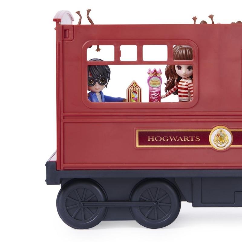 SPIN MASTER HARRY POTTER ROKFORTSKY EXPRES S FIGURKAMI https://www.andreashop.sk/files/kat_img/05.jpeg_OID_IJFSI00101.jpeg