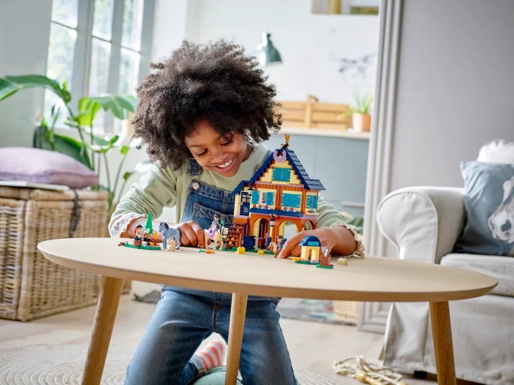 LEGO FRIENDS LESNE JAZDECKE STREDISKO /41683/ https://www.andreashop.sk/files/kat_img/16.jpg_OID_TIJF000901.jpg
