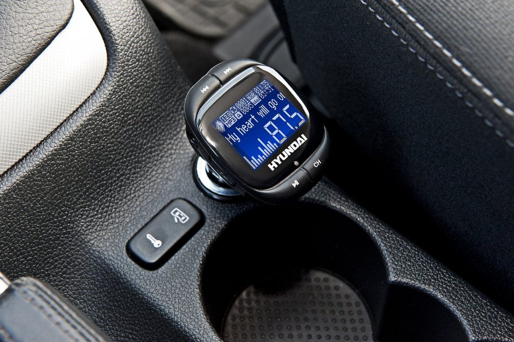 HYUNDAI FMT 350 CHARGE CIERNY http://inishop.com/img/gallery/28467038_0187.jpg