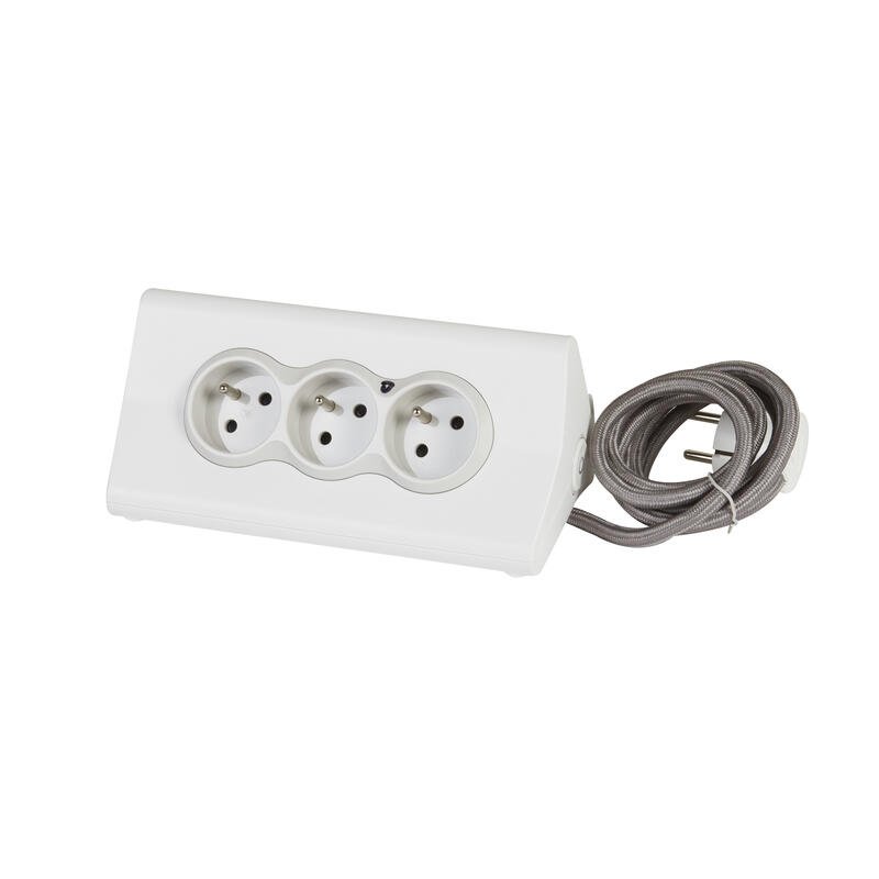 LEGRAND PREDLZOVACI PRIVOD S VYP. 3Z 1,5M +2×USB A + DRZIAK NA TAB. https://www.andreashop.sk/files/kat_img/3.jpg_OID_0OT0J00101.jpg