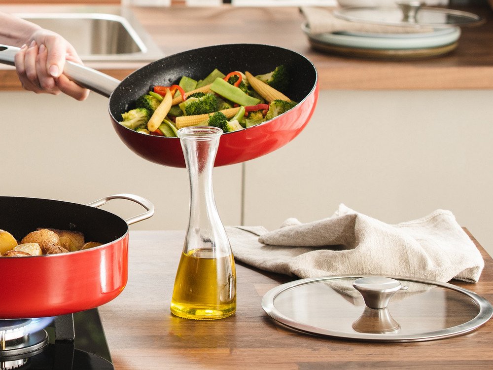 DELIMANO TITANIUM LEGEND GLASS LID 20CM https://www.andreashop.sk/files/kat_img/3.jpg_OID_ZZNQI00101.jpg