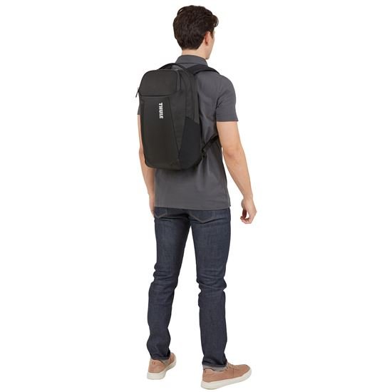 THULE ACCENT BATOH 20 L TACBP2115 - CIERNY https://www.andreashop.sk/files/kat_img/4.jpg_OID_7NT4000901.jpg