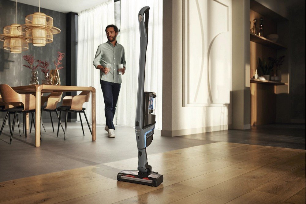 MIELE TRIFLEX HX1 FACELIFT FLASH https://www.andreashop.sk/files/kat_img/4.jpg_OID_DX51000901.jpg