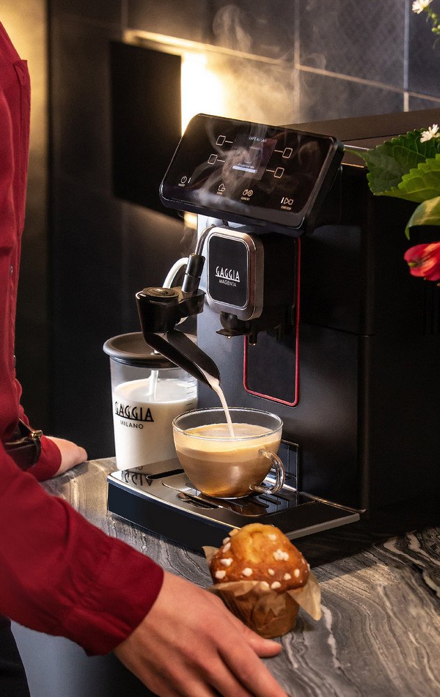 GAGGIA MAGENTA MILK https://www.andreashop.sk/files/kat_img/5.jpg_OID_~900008U5G.jpg
