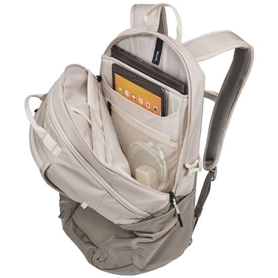 THULE ENROUTE BATOH 26L TEBP4316 - PELICAN/VETIVER https://www.andreashop.sk/files/kat_img/7.jpg_OID_TBR4000901.jpg
